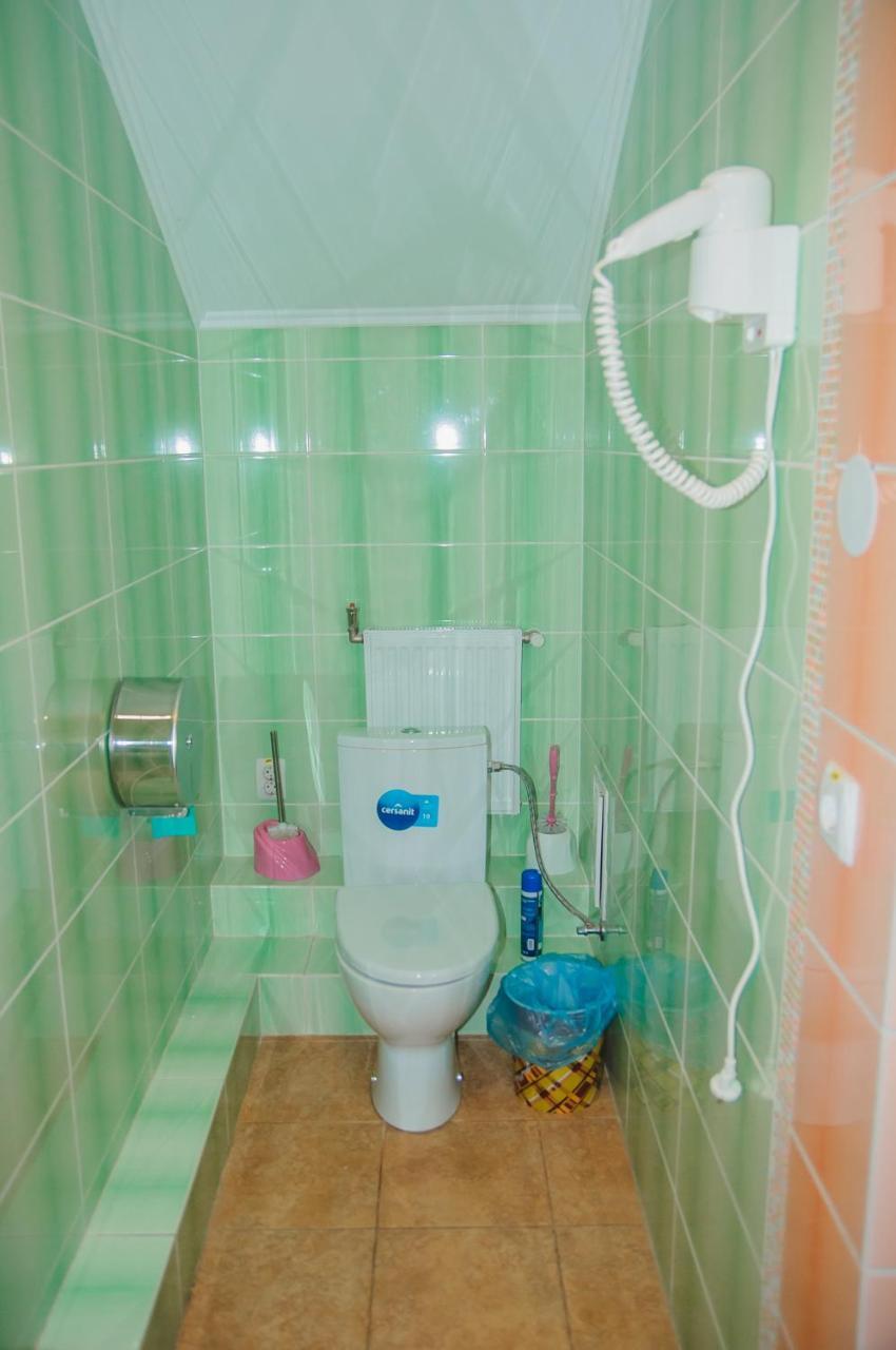 Hostel Stozhary Ternopil Luaran gambar